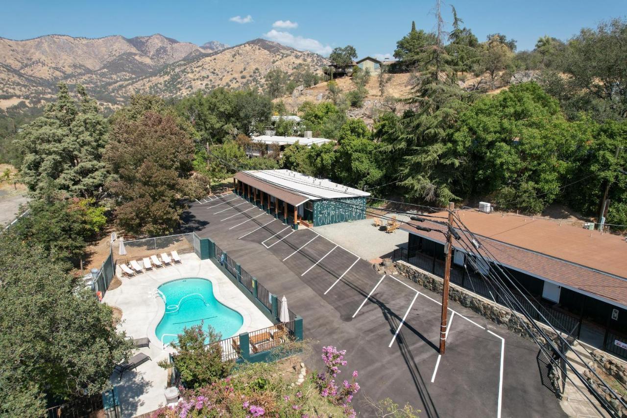 The Belle Sequoia Motel Rm9 Three Rivers Esterno foto
