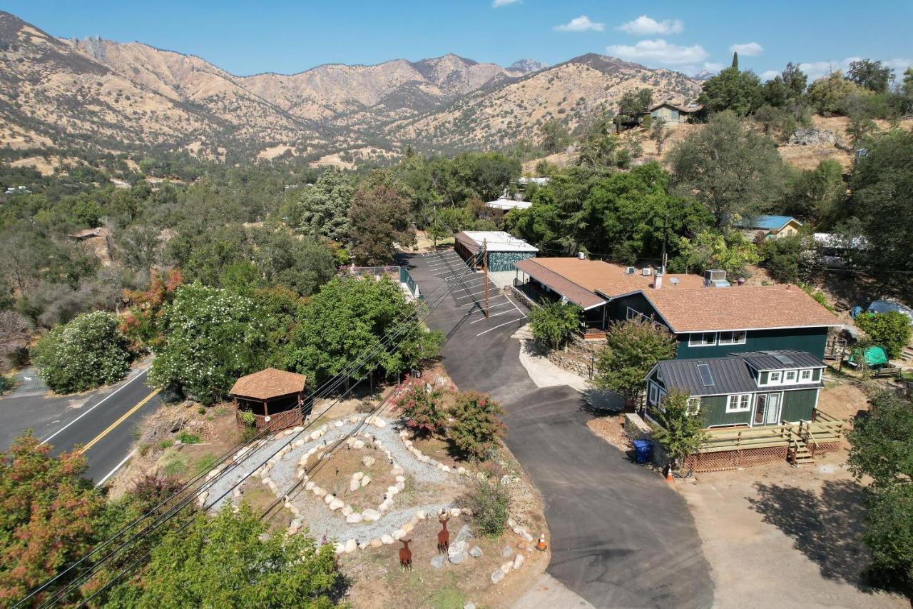 The Belle Sequoia Motel Rm9 Three Rivers Esterno foto