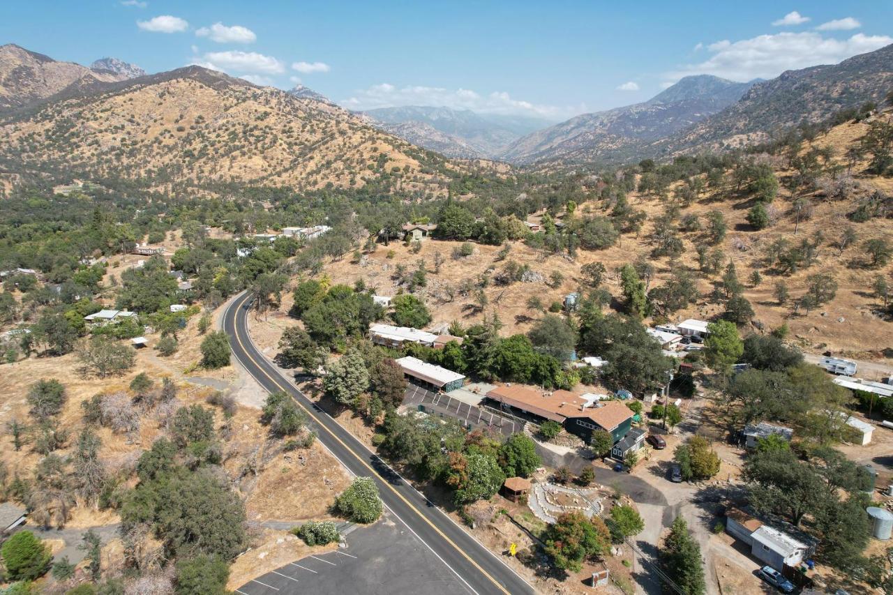 The Belle Sequoia Motel Rm9 Three Rivers Esterno foto