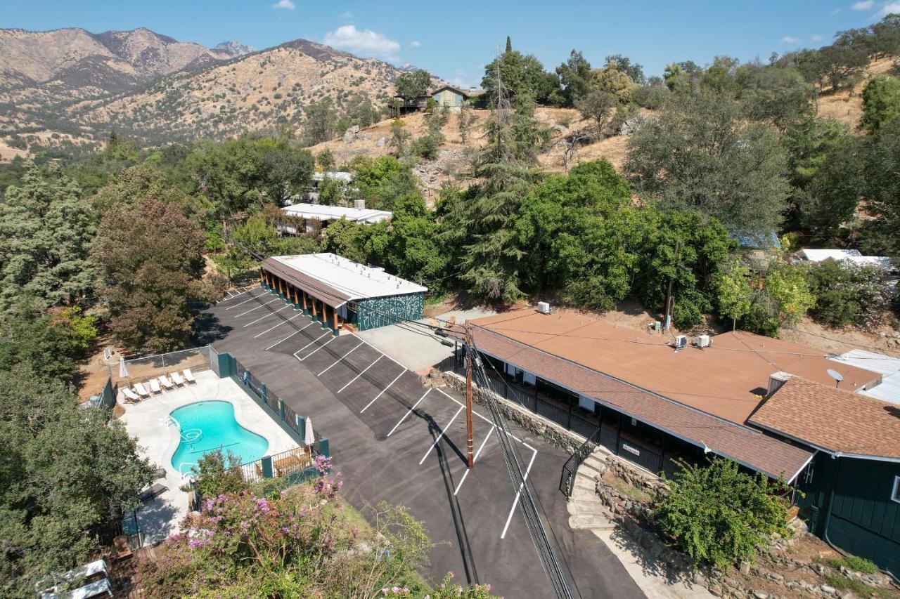 The Belle Sequoia Motel Rm9 Three Rivers Esterno foto