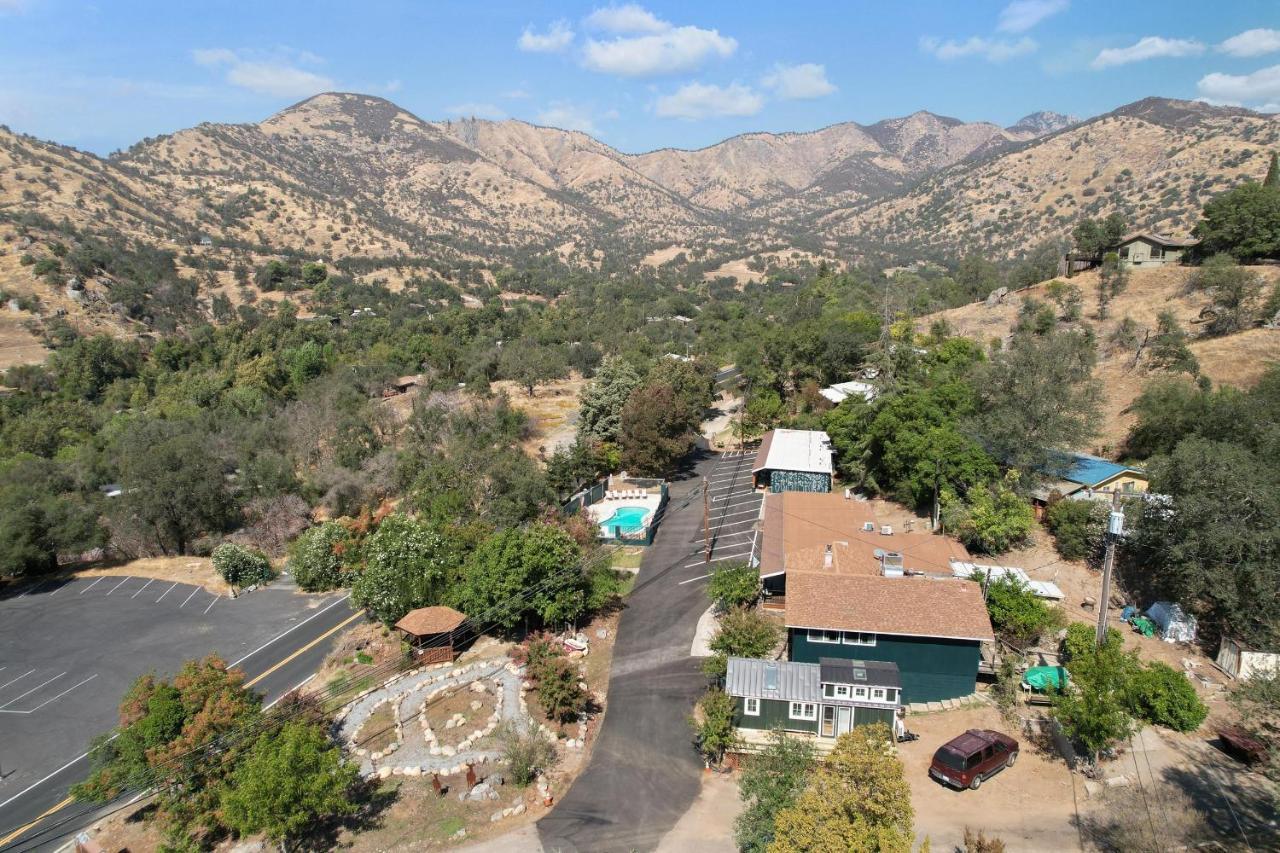 The Belle Sequoia Motel Rm9 Three Rivers Esterno foto