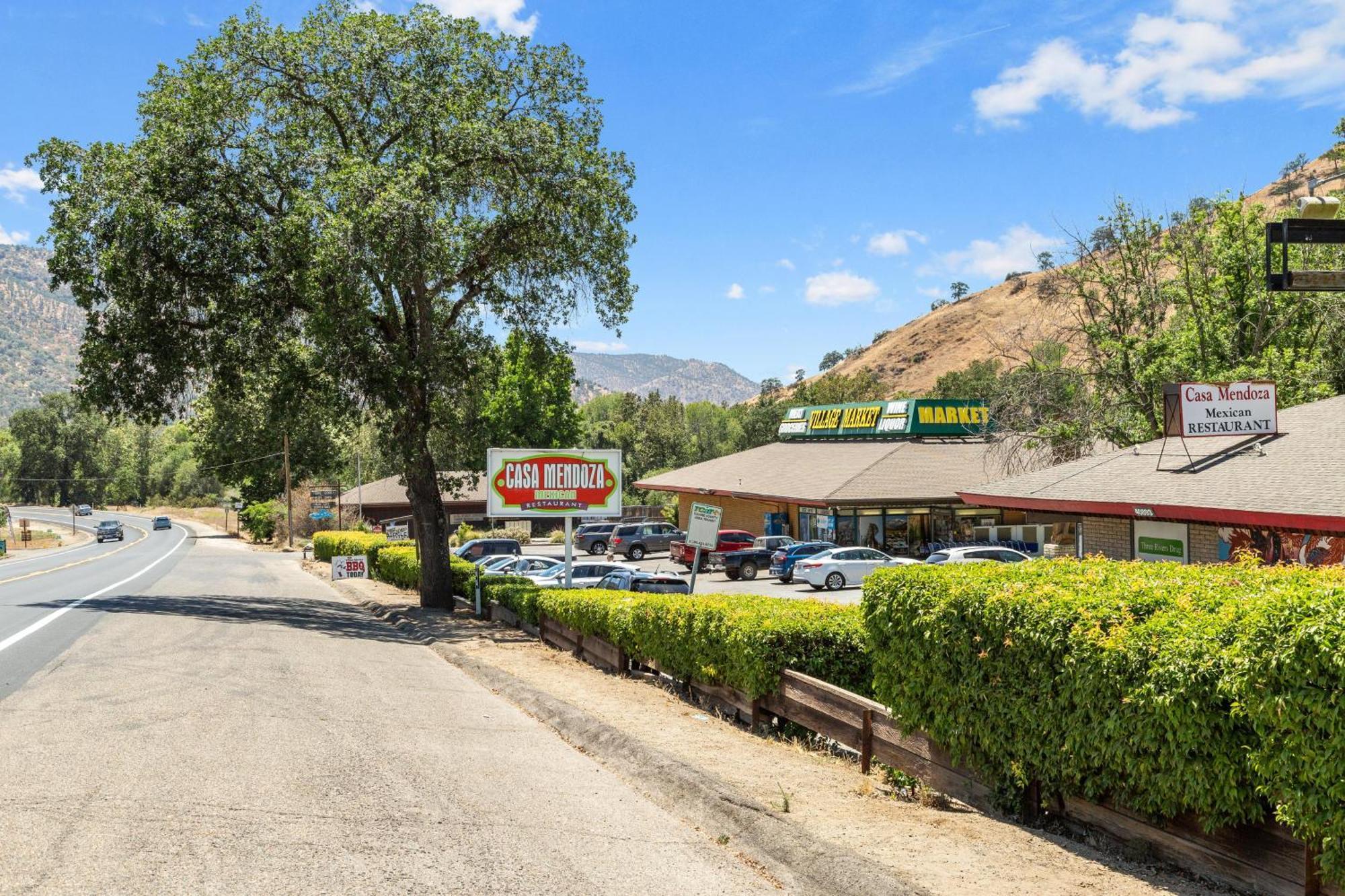The Belle Sequoia Motel Rm9 Three Rivers Esterno foto